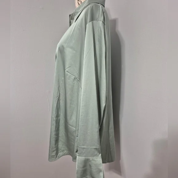 H&M Women's Light Sage Green Satin Button Down Deep B Neck Shirt - XXL - Picture 2 of 10